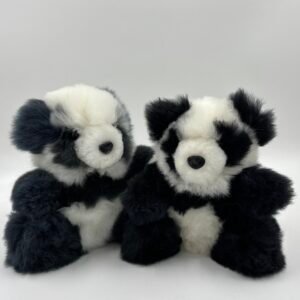 Zabawka z wełny alpaki PANDA 20 cm